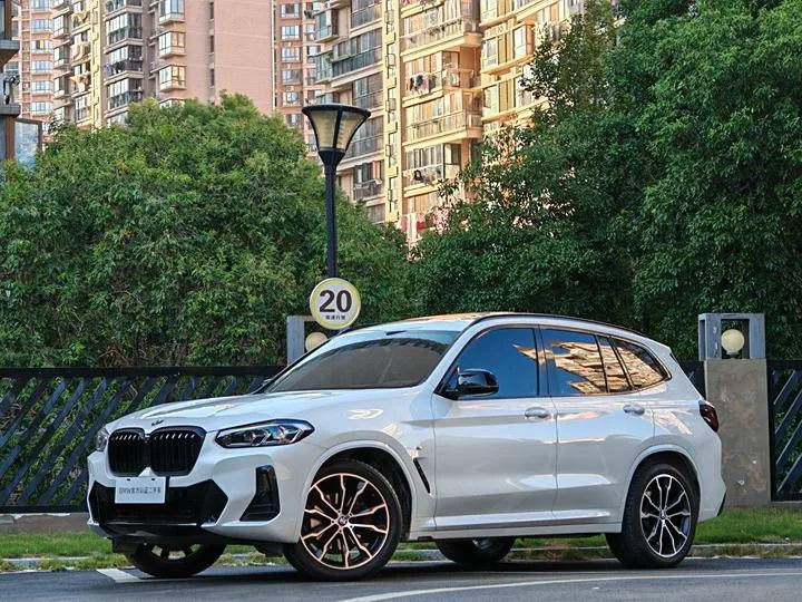 BMW X3 2021