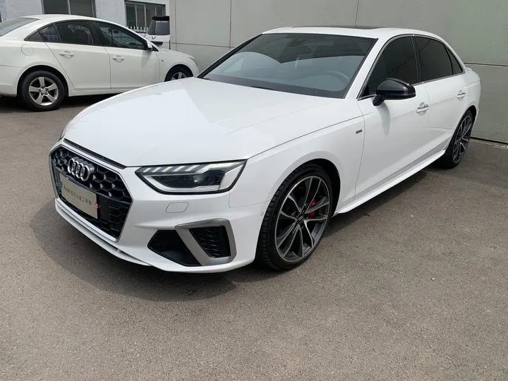Audi A4 2022