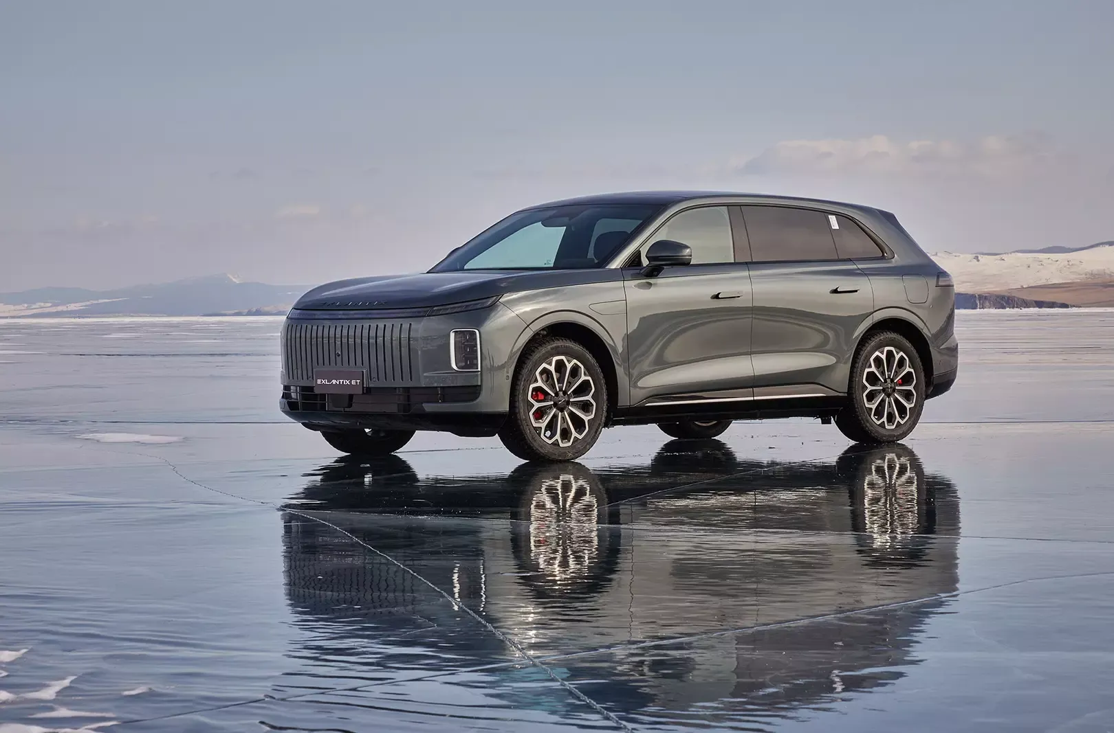 Гибридные кроссоверы Exlantix ET решено продавать по 7 000 000 рублей за штуку