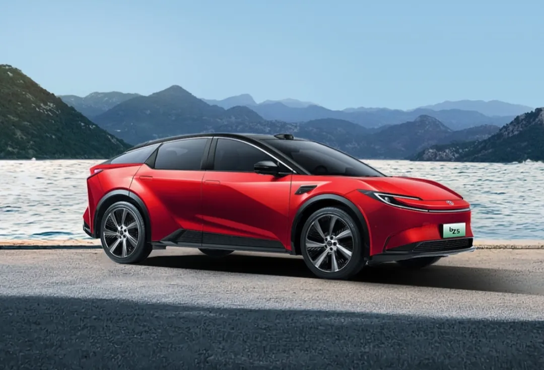 Toyota начинает применять компоненты BYD: их первым получит кроссовер Toyota bZ5