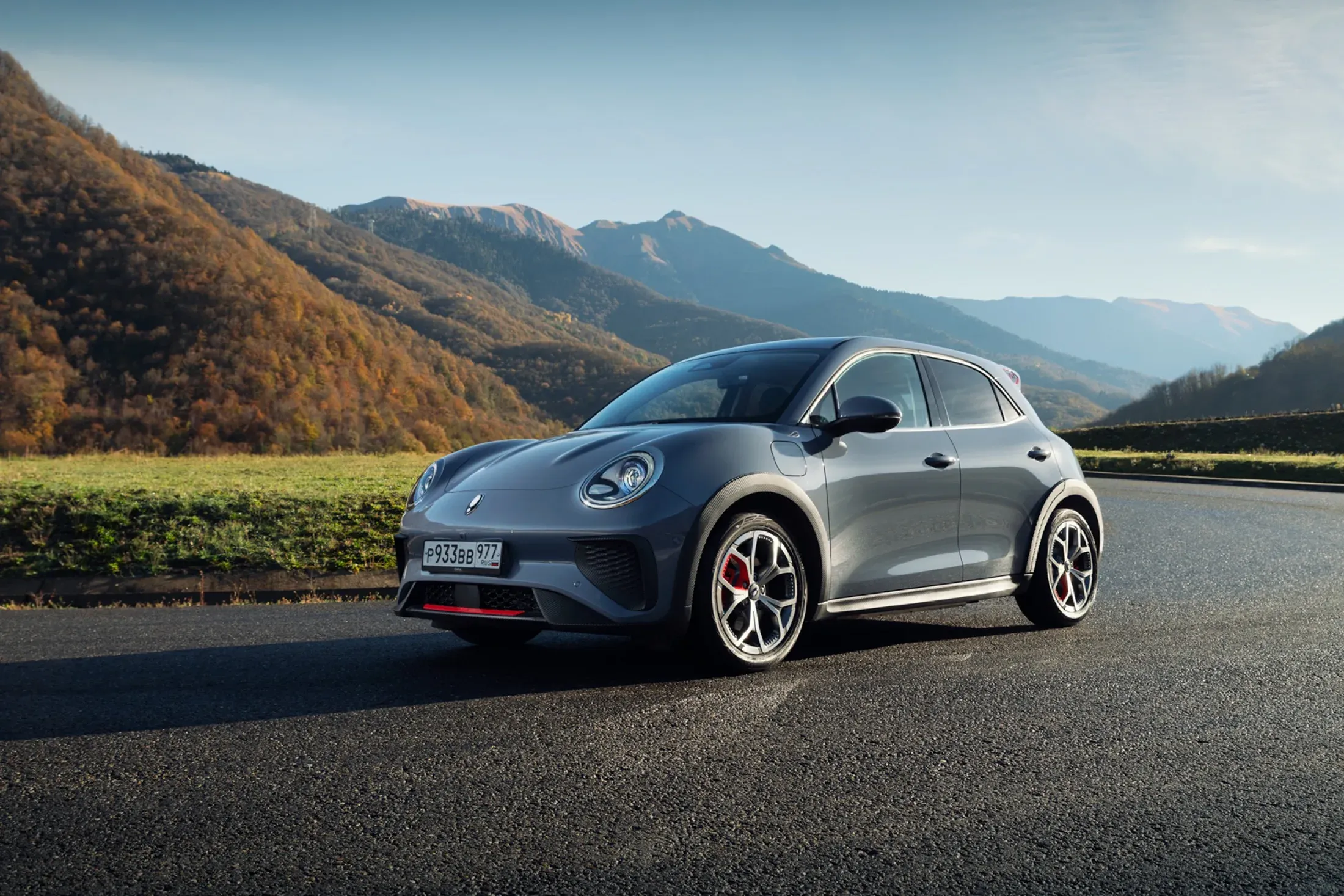 Названы марки, которые никак не распродадут автомобили 2023 года выпуска