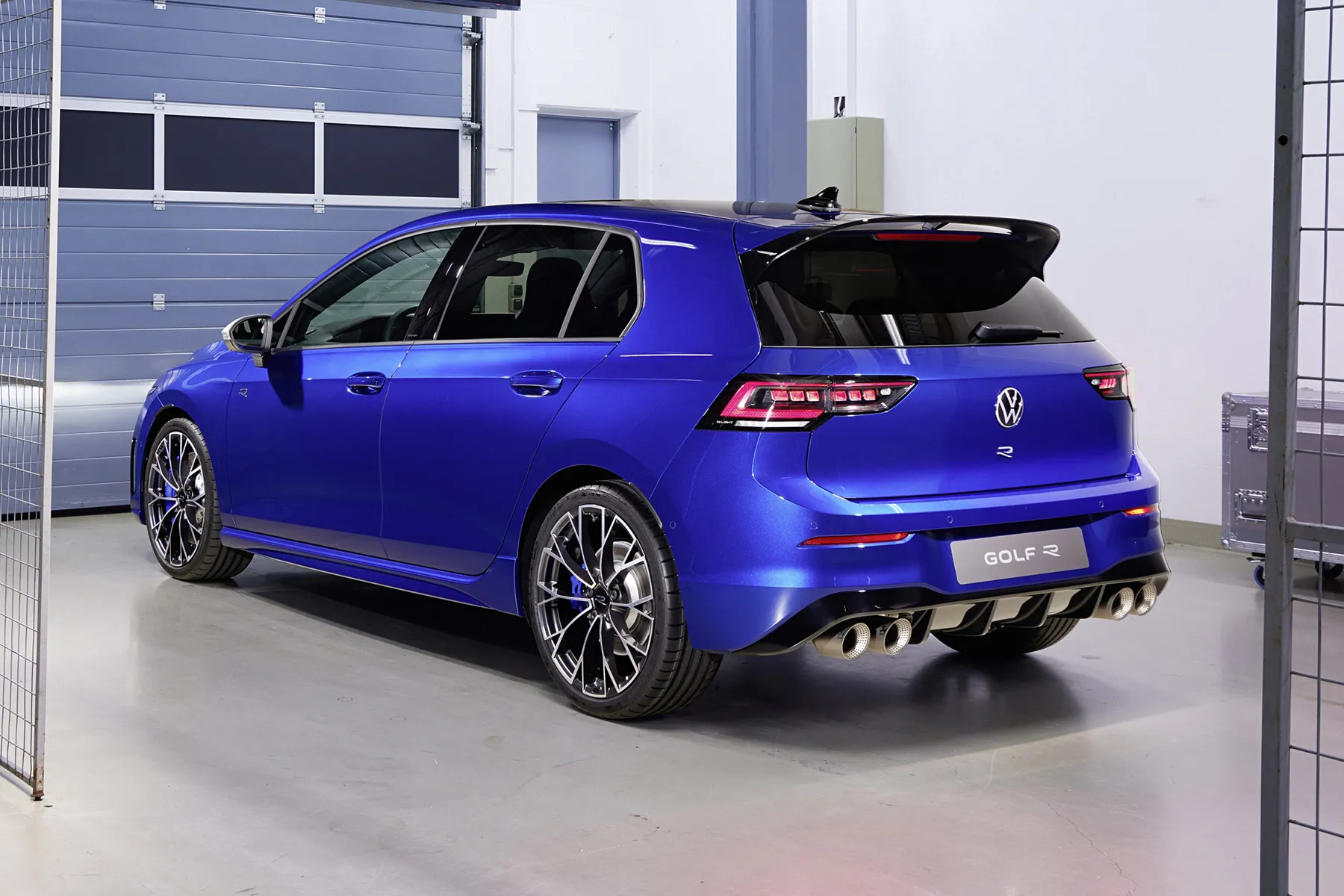 Китайцы хотят, чтобы европейцы покупали Leapmotor B05 вместо Volkswagen Golf