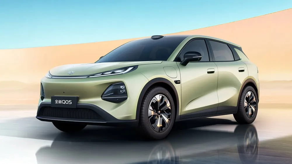 Самый компактный от Changan: электрокроссовер Nevo Q05 готовится к выходу на рынок