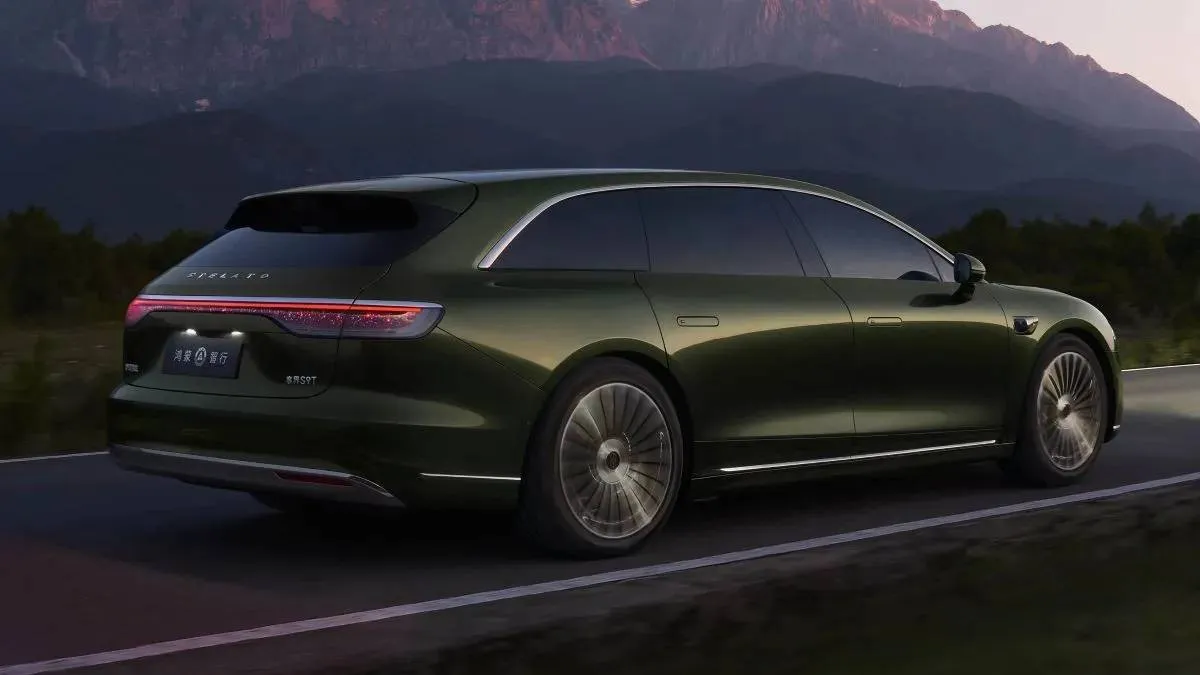 Оглушительный старт продаж Stelato S9T: технологичный универсал вызвал ажиотаж