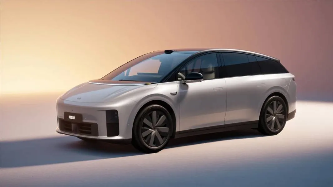 За полный привод самого компактного LiXiang придётся доплатить