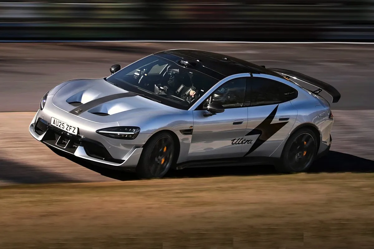 Porsche Panamera попробует побить рекорд, установленный Xiaomi SU7 Ultra