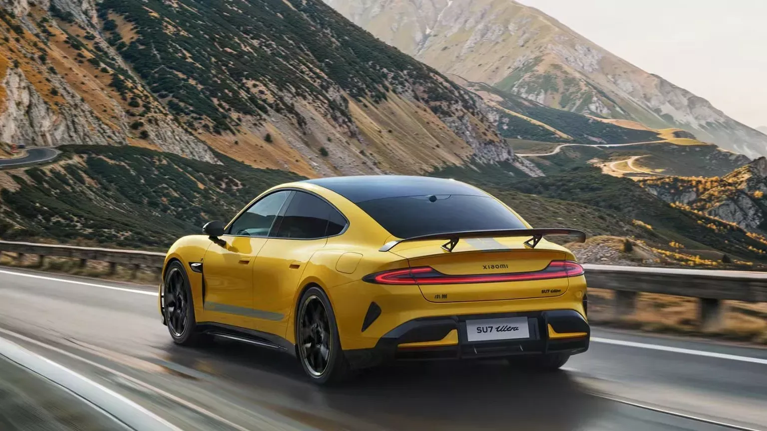 Глава Xiaomi выжал из SU7 Ultra на дорогах общего пользования 260 км/ч