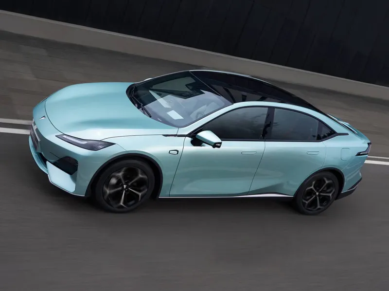 В Китае впервые легализован продвинутый автопилот