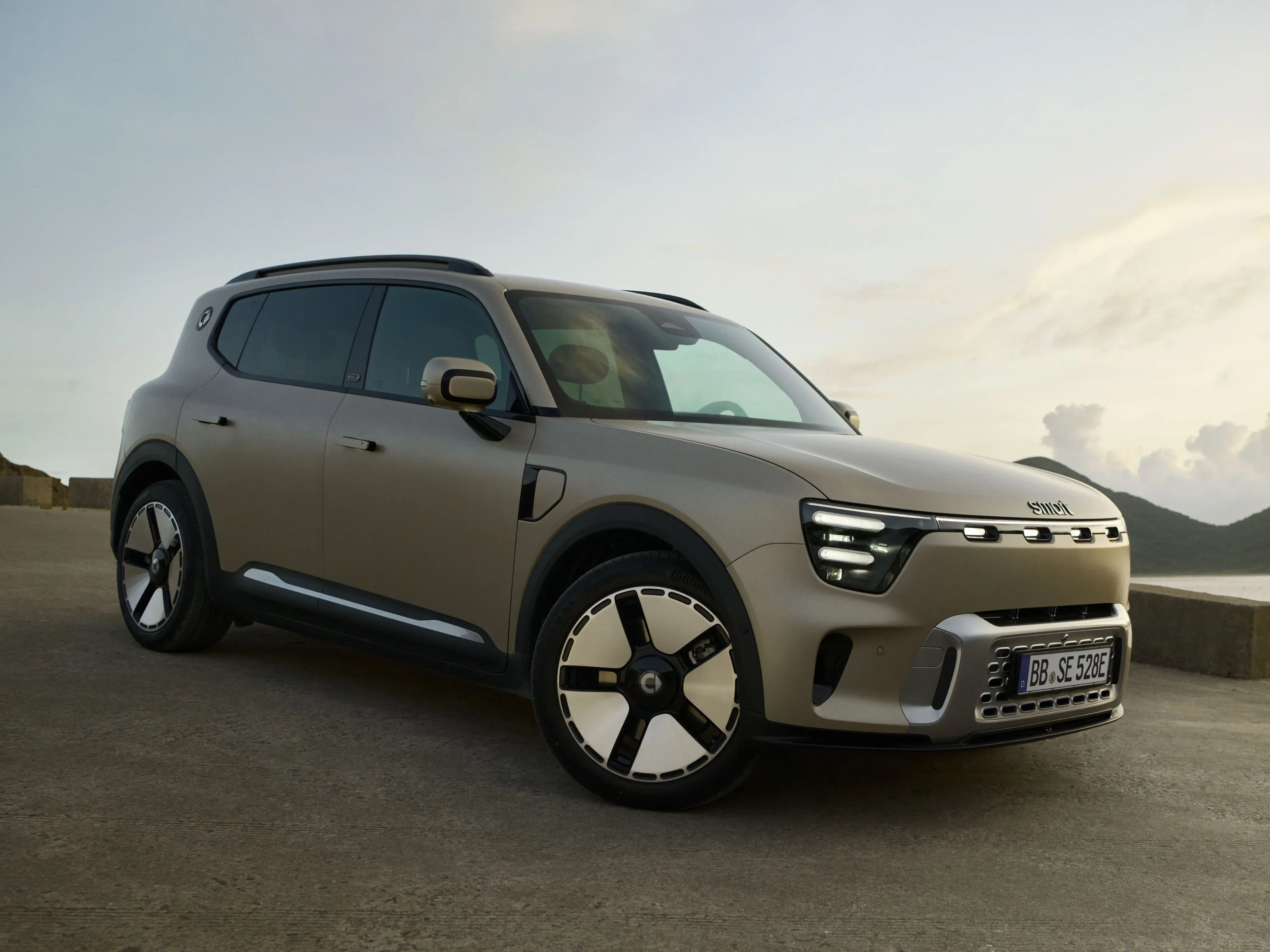 Кроссовер smart #5 на платформе Geely: он очень большой!