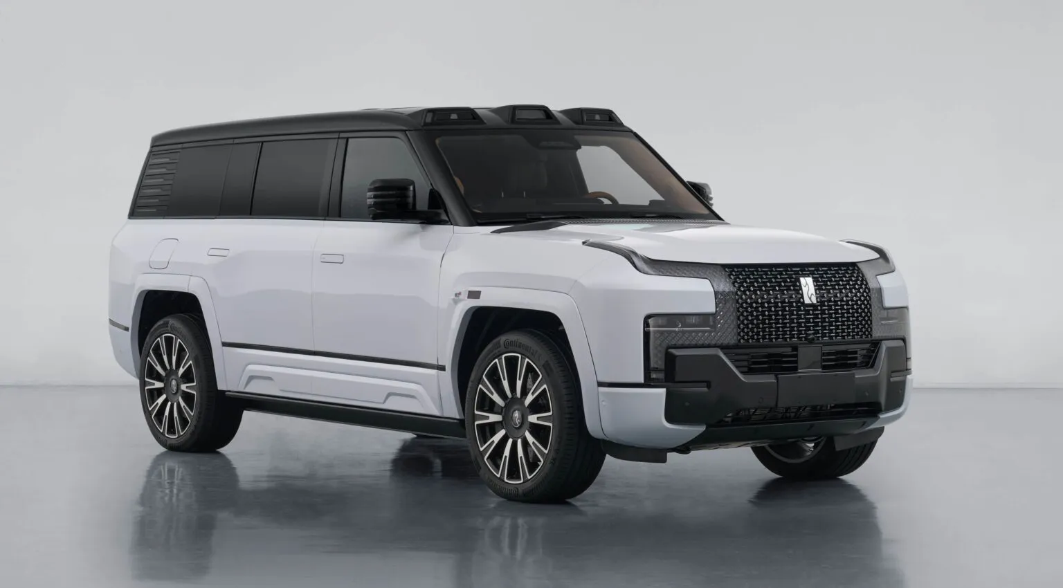 Марка Yangwang компании BYD готовит огромный ультрароскошный кроссовер U8L