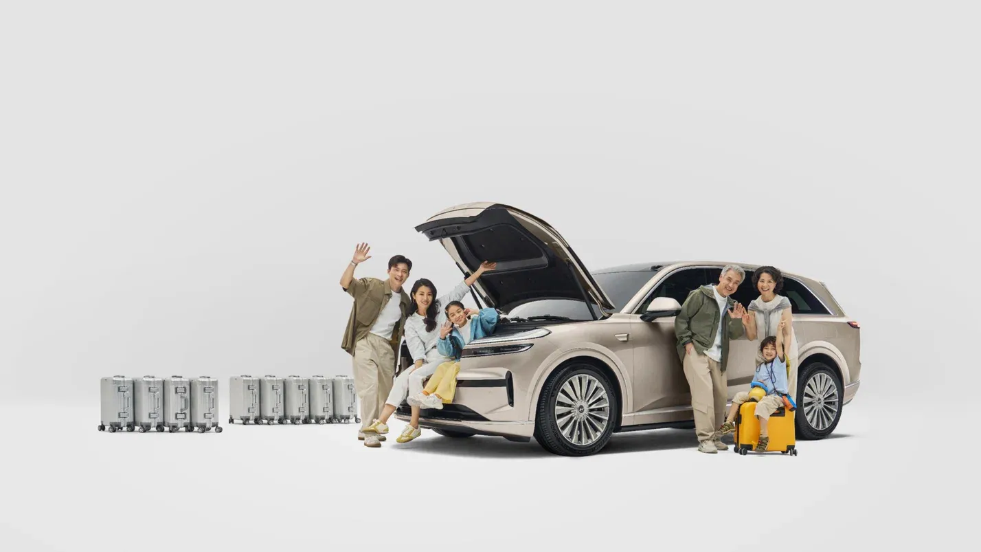 Большой электрокроссовер Onvo L90. Заявлены 598 сил, трёхрядный салон и приятная цена