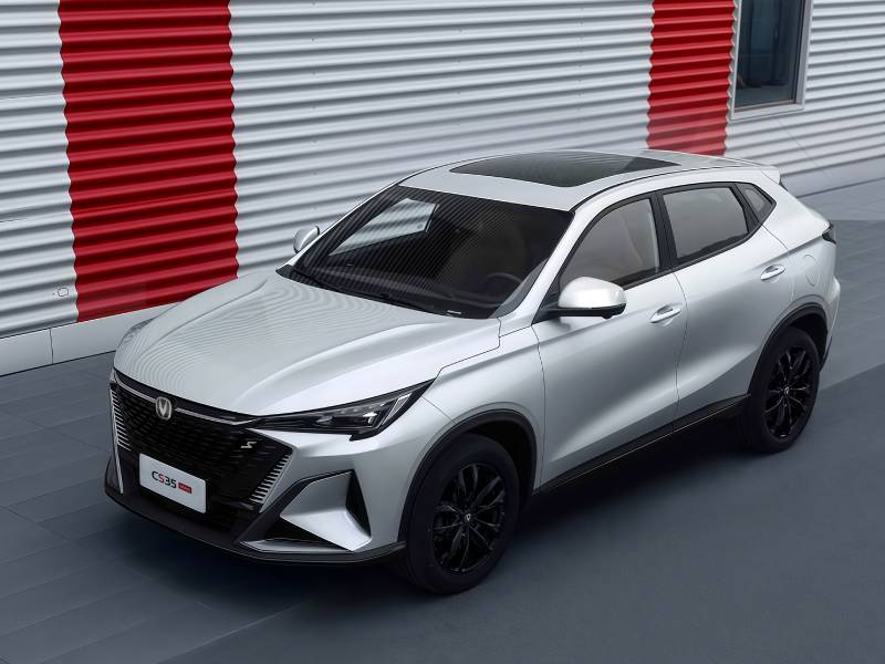 Changan рассказал об оснащении кроссовера CS35 Max для России