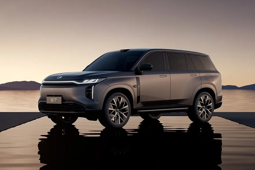 GAC S7: Кроссовер из будущего