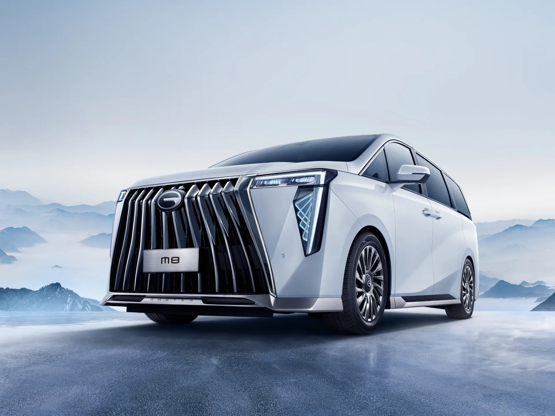 GAC M8 Hybrid: купить премиальный минивэн