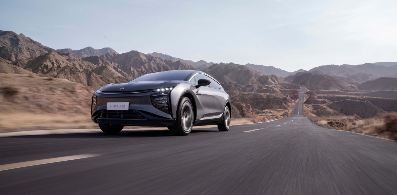 HiPhi X: Интеллект соответствует внешности