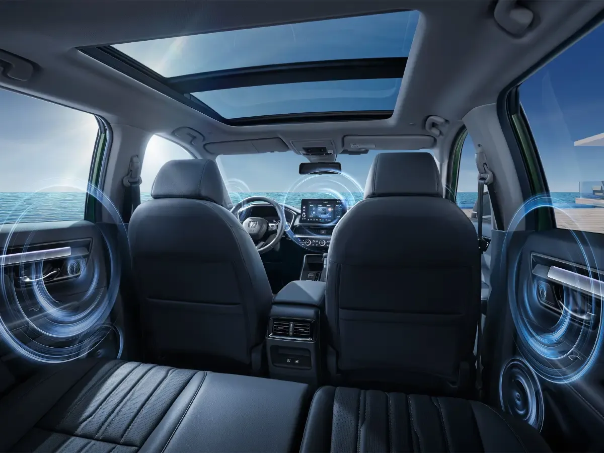 Дизайн и интерьер Honda CR-V Breeze HEV