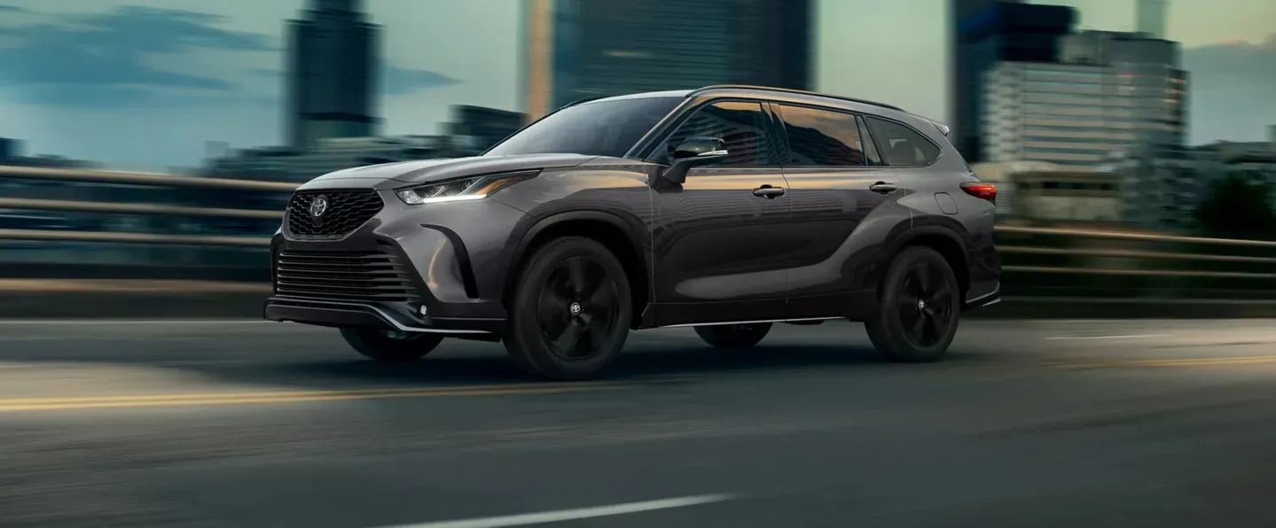Toyota Highlander 2026: купить трёхрядный кроссовер