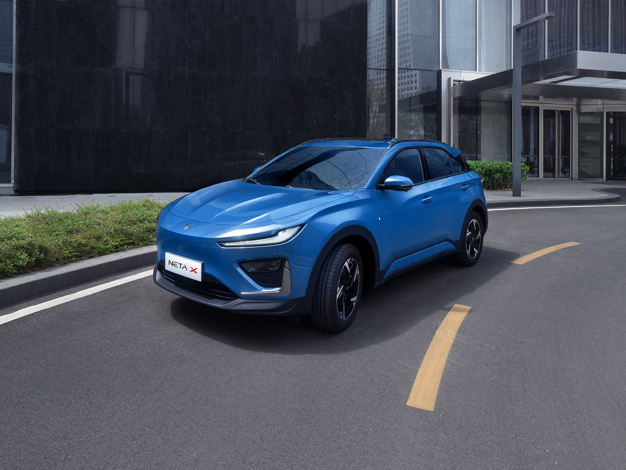 Neta X 500: купить компактный электрокроссовер
