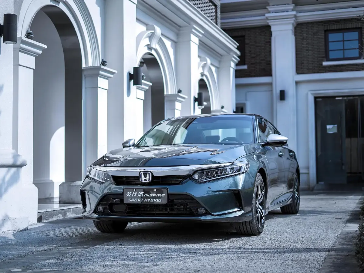 Honda Ispire: купить инновационный седан