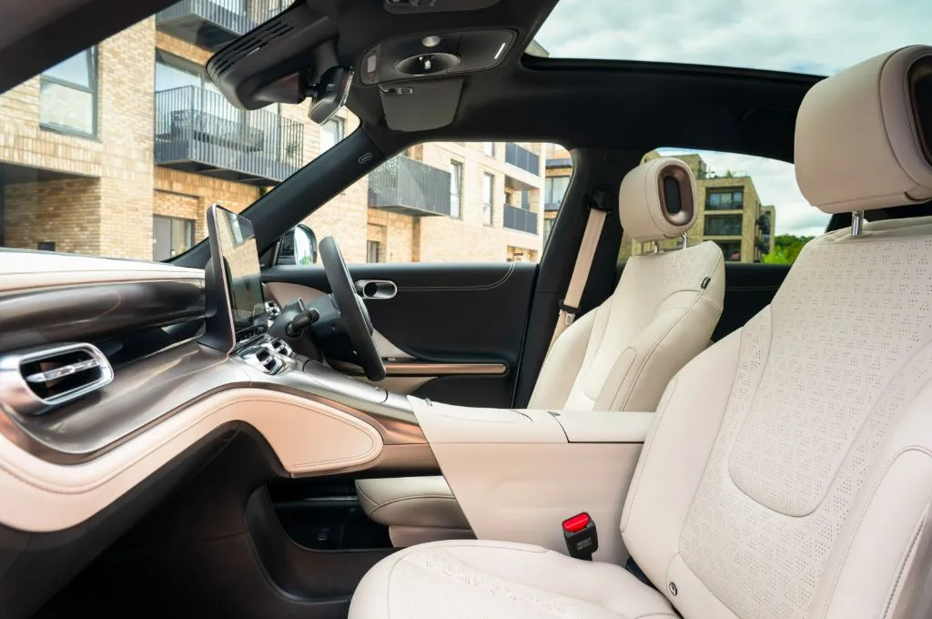 Дизайн и интерьер