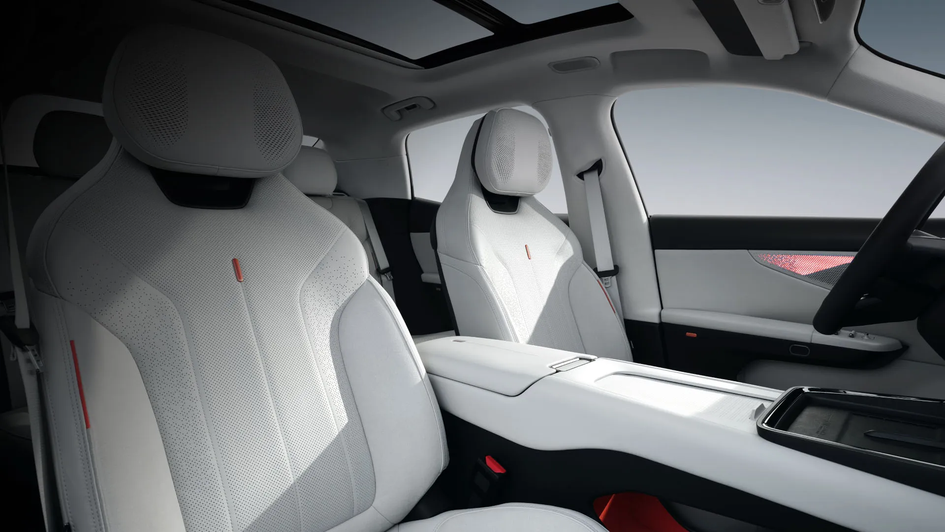 Lynk &amp; Co 07 — быстрый во всём