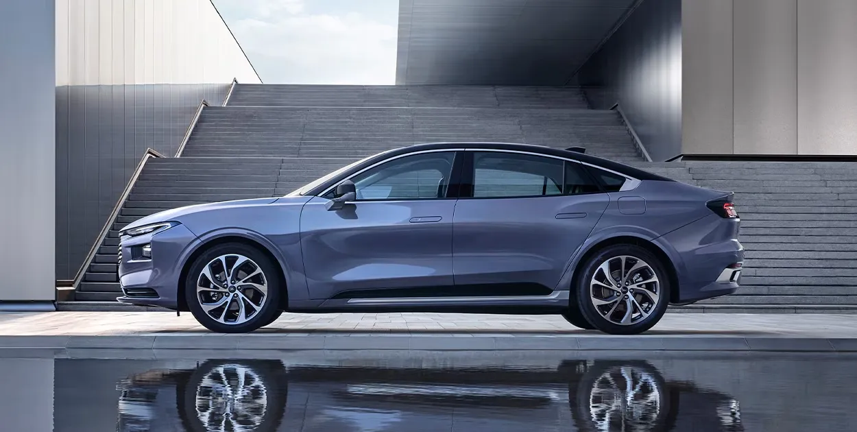 Ford Mondeo Shuya: отличный гибрид с европейским характером