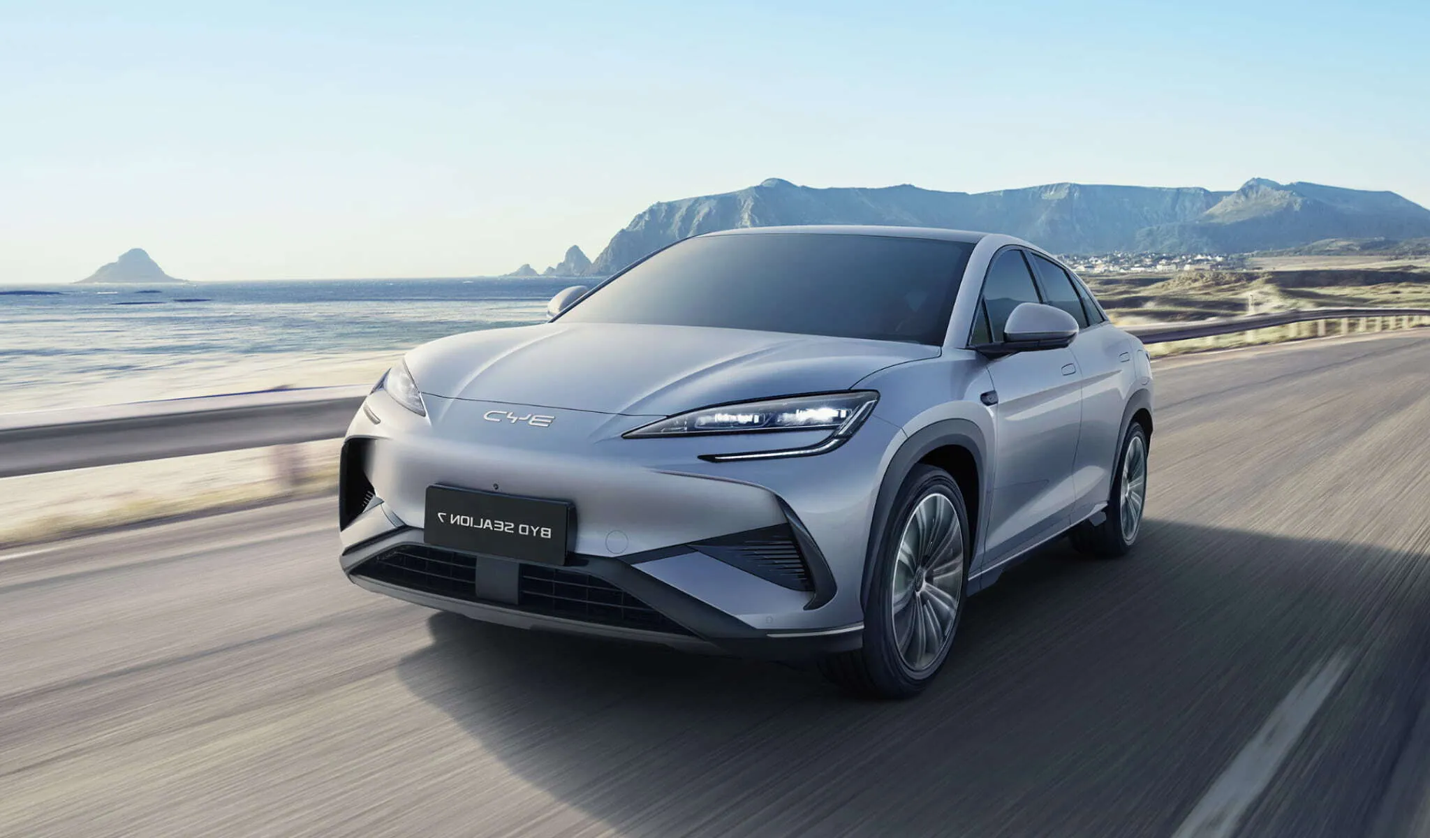 BYD Sea Lion: электрический кроссовер, с характеристиками спорткара