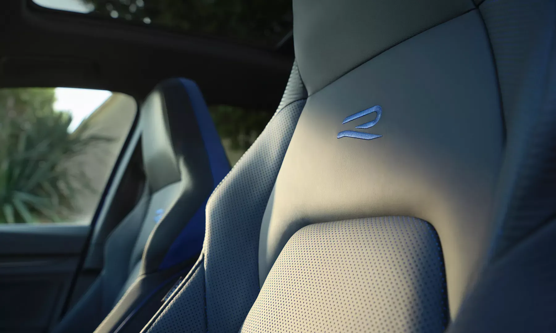 Двигатель и коробка передач Volkswagen Golf