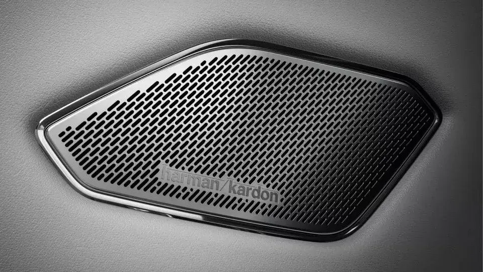 Акустическая сцена