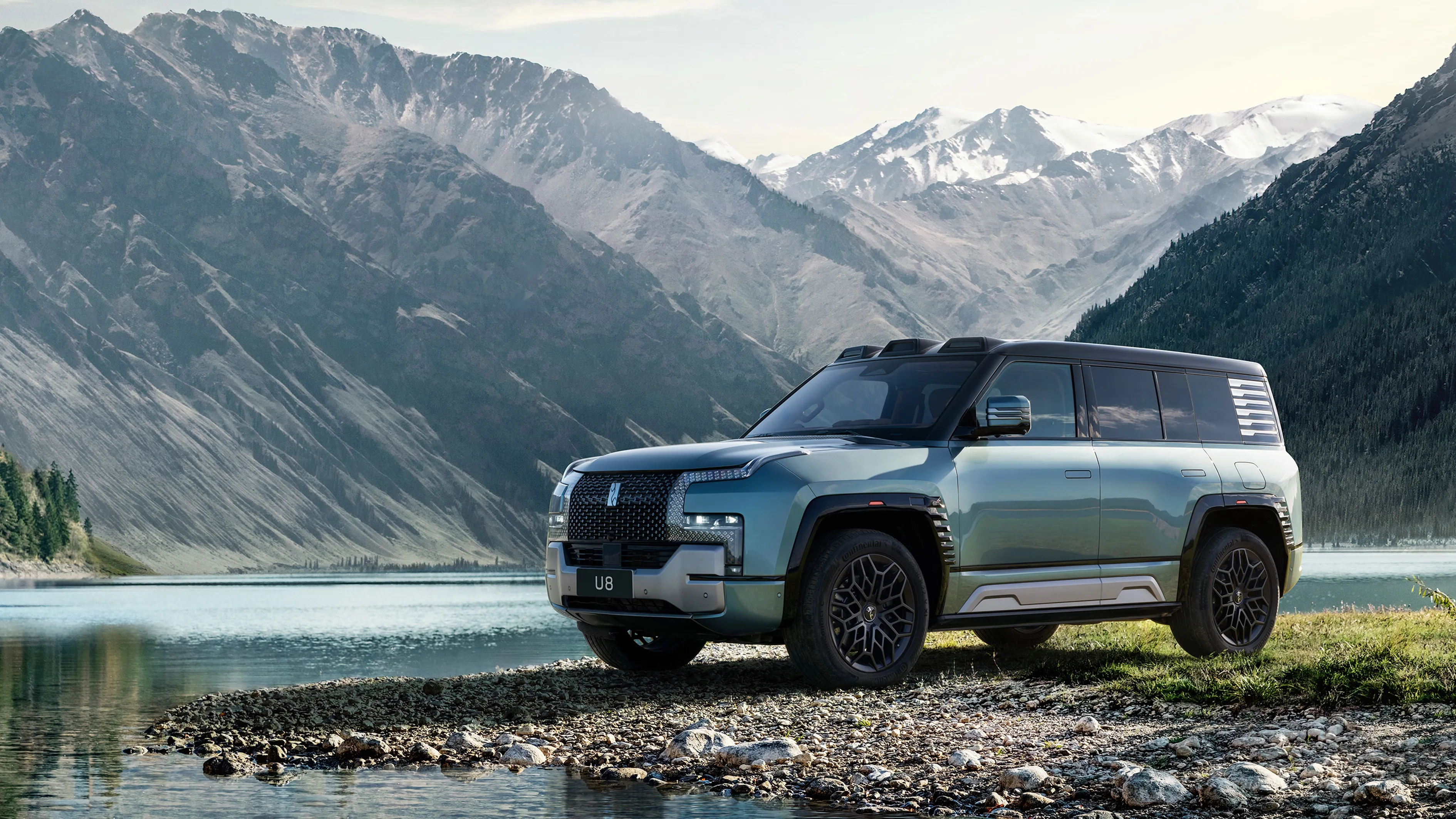 BYD Yangwang U8: Революционный внедорожник, умеющий плавать