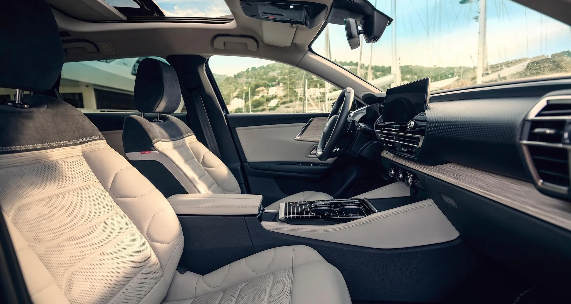 Технологии и двигатель