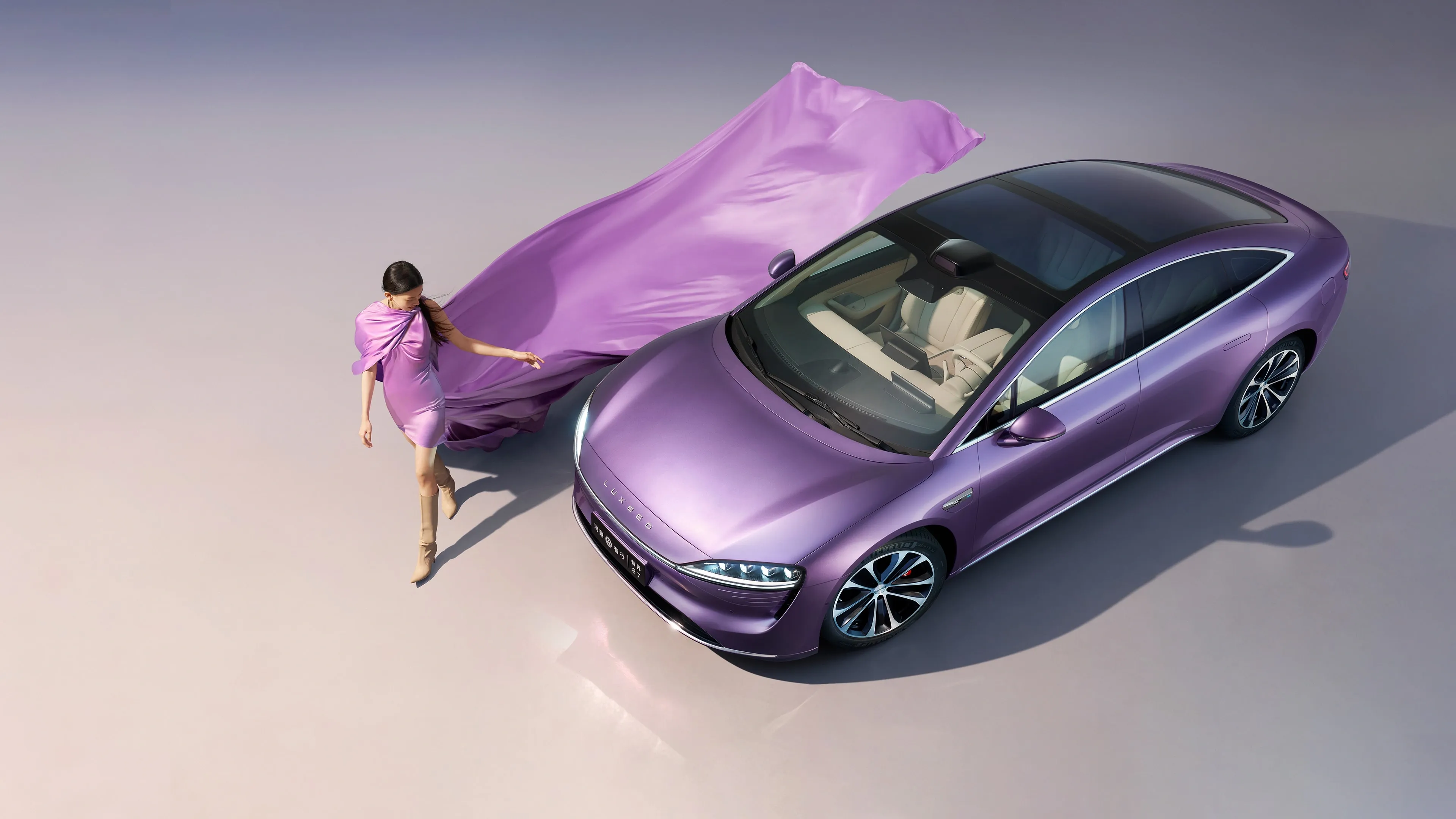 Luxeed S7: купить премиальный лифтбек