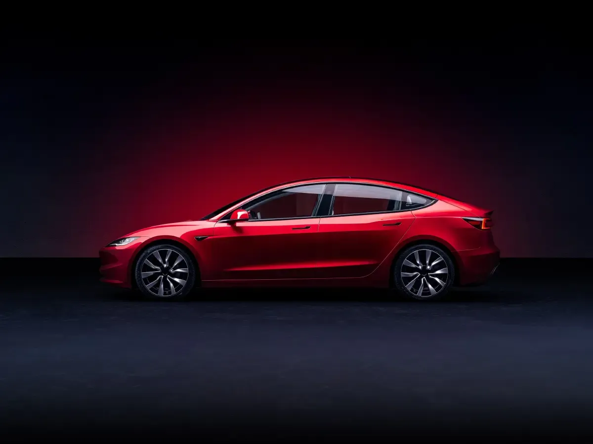 Tesla Model 3 2023 года: купить премиальный электромобиль