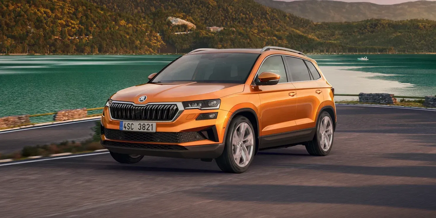 Skoda Karoq - компактный кроссовер вкупе с функциональностью