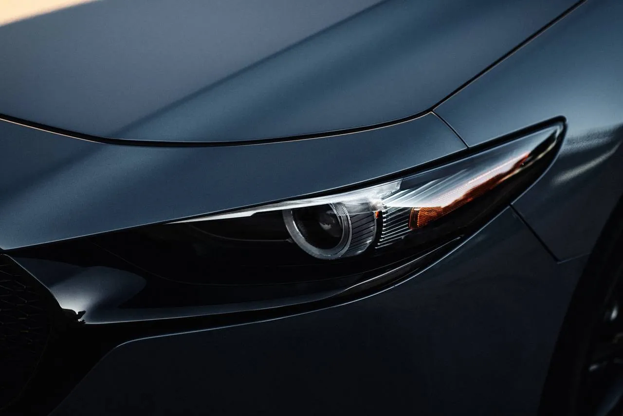 Mazda 3 2023: купить современный седан