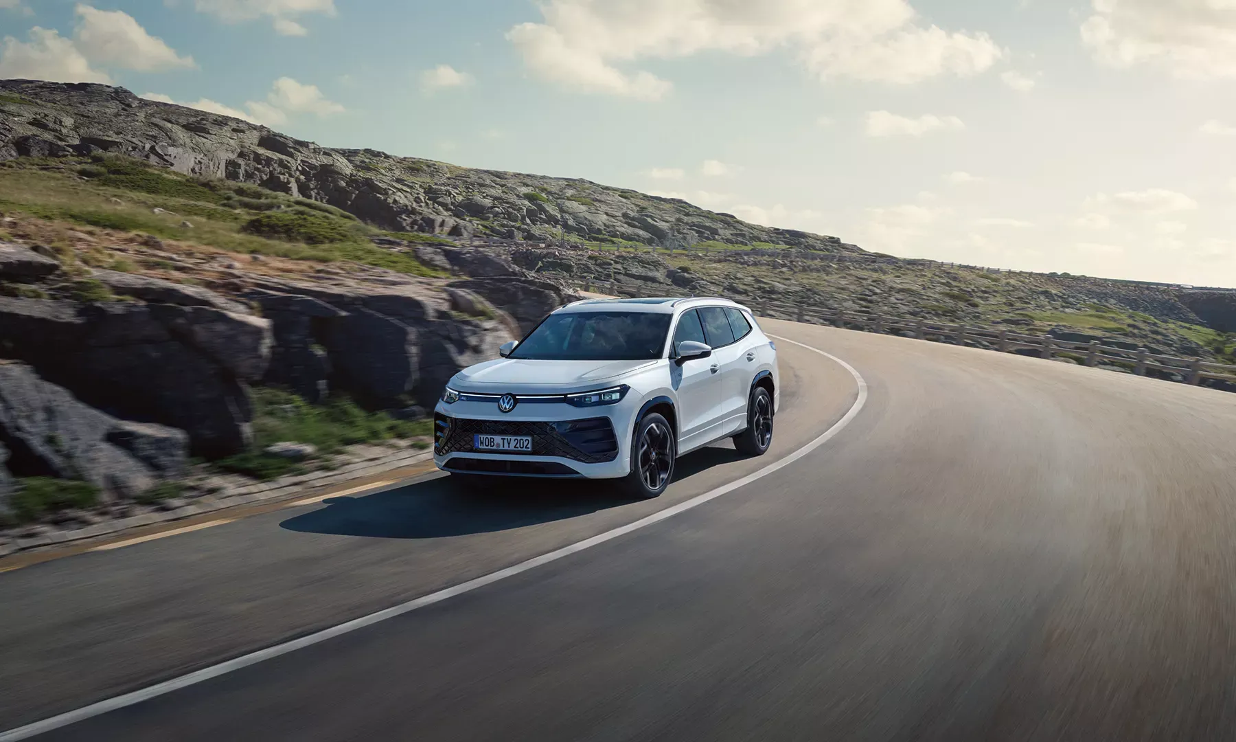 Volkswagen Tayron — среднеразмерный кроссовер с амбициями внедорожника