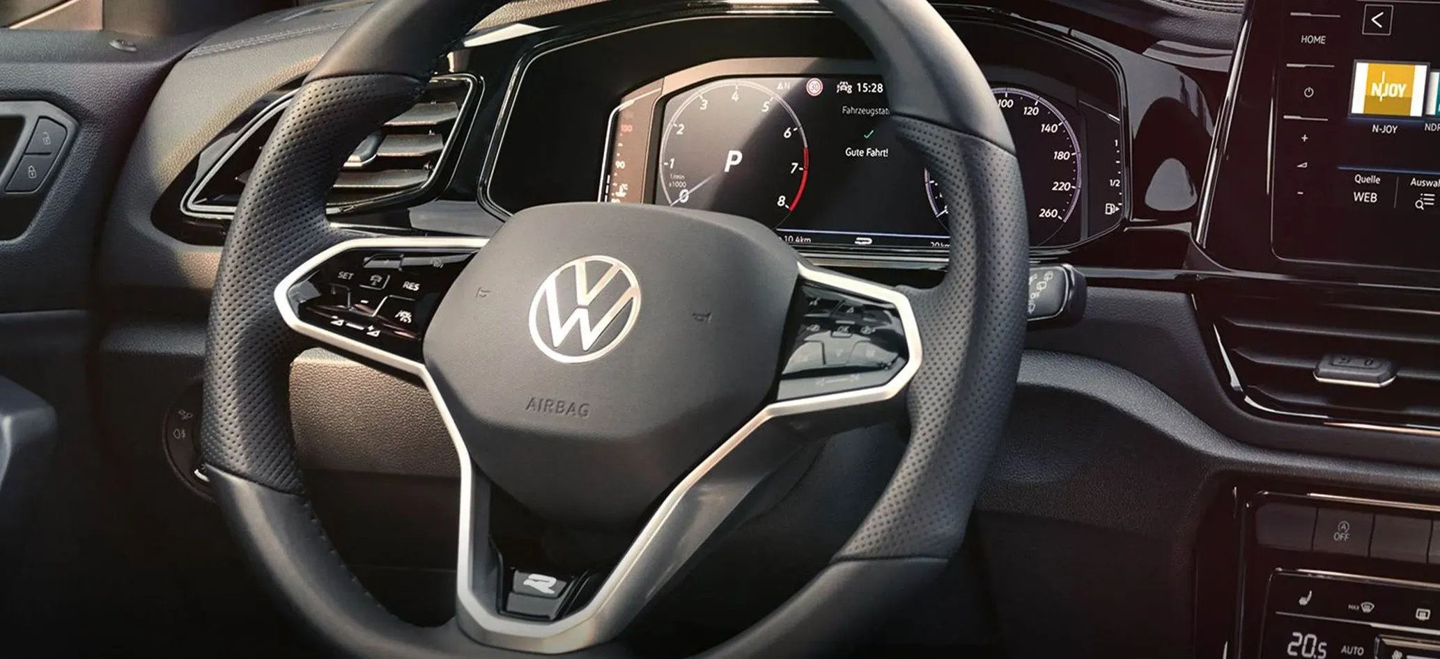 Двигатель и мультимедиа Volkswagen T-Roc