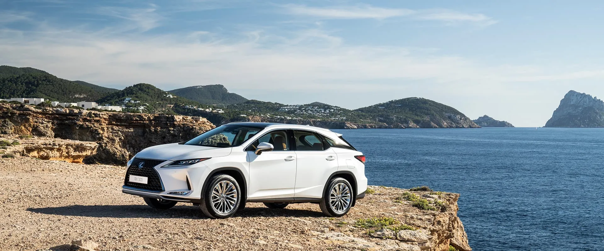 Lexus RX 300: купить кроссовер премиум-класса