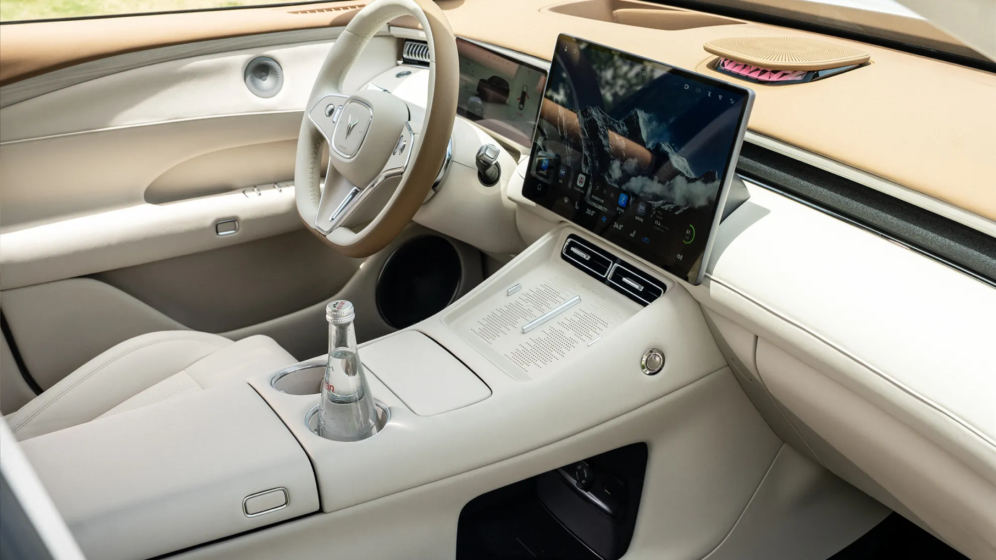 Дизайн и интерьер Voyah Free+