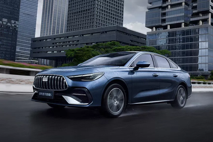 Galaxy Starshine 6: купить подключаемый гибрид