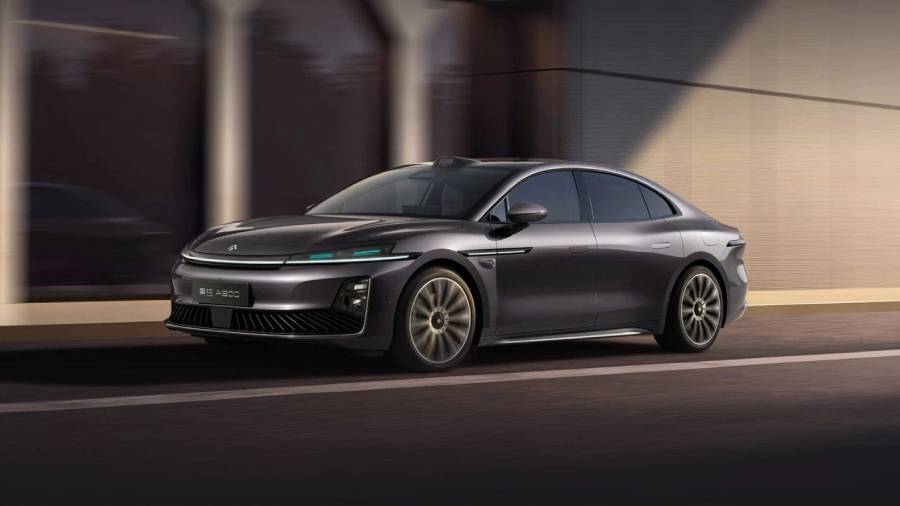 В Китае стартовали продажи седана Hyptec A800 от GAC и Huawei