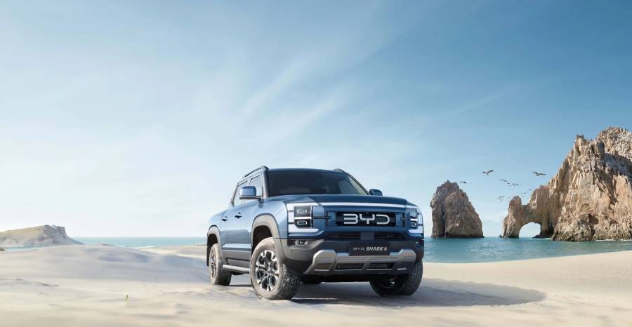 Глава Ford протестировал китайские гибридные пикапы