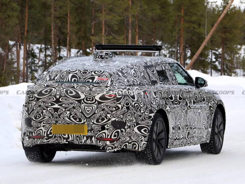 Шпионские фотографии нового Range Rover Velar