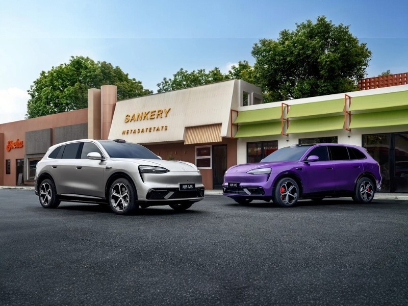 В Китае стартовал приём предзаказов на Aito M6