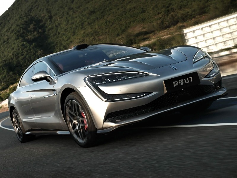 Два китайских автогиганта откроют совместные шоурумы в Канаде