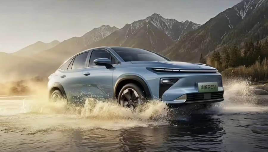 Geely объявил стоимость на гибрид Boyue EREV