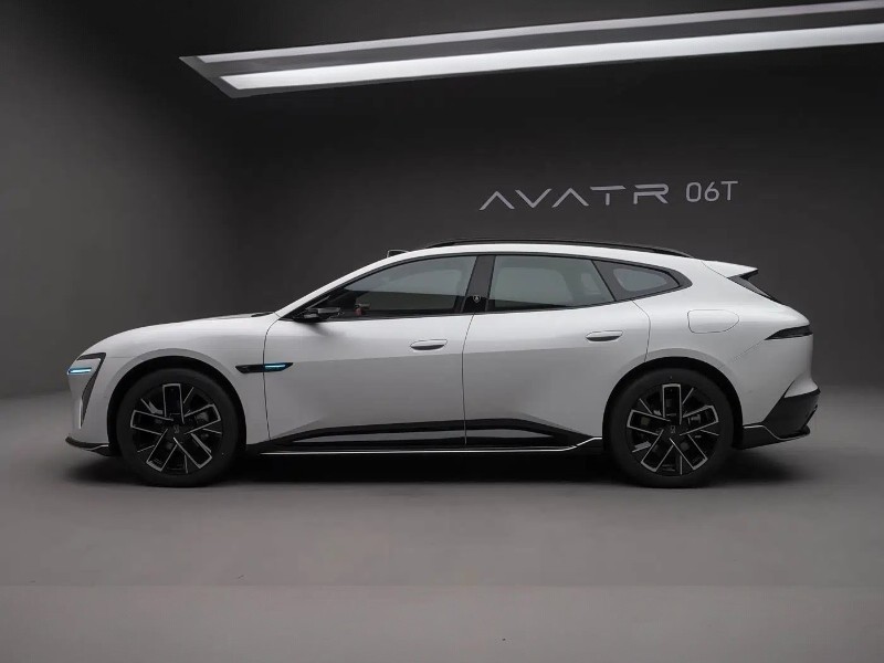 В Китае начались продажи «заряженного» универсала Avatr 06T