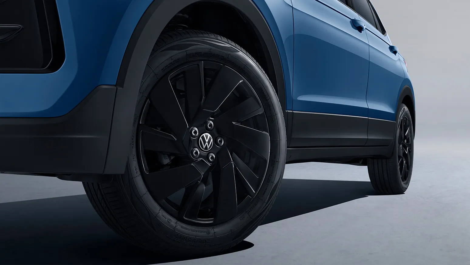 Купить городской кроссовер Volkswagen Tharu XR