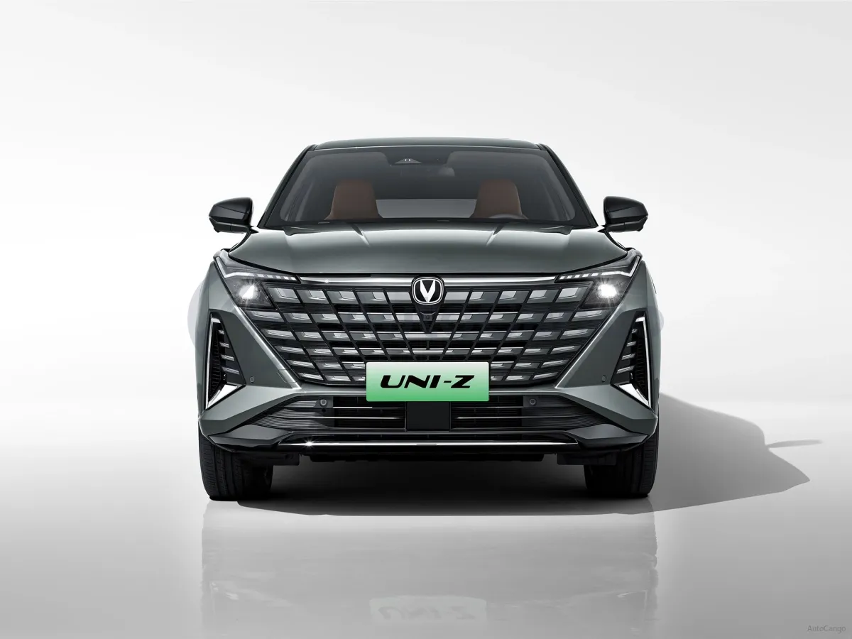 Купить городской кроссовер Changan UNI-Z