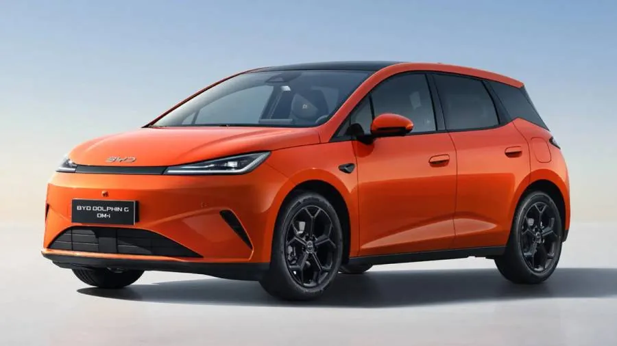 BYD представил Dolphin G DM-i, сборка которого запланирована в Венгрии